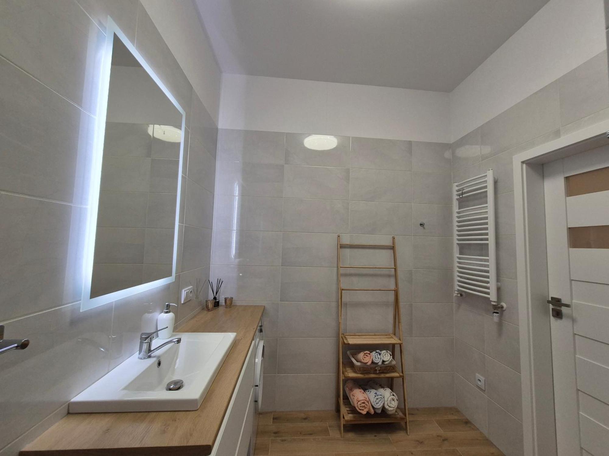 Appartamento Duzy Komfortowy Apartament W Samym Centrum Przy Manufaktura I Piotrkowska, Blisko Zoo, Fala Łódź Esterno foto